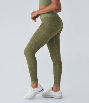 Leggings 7/8 yoga estampado piel serpiente levantamiento glúteos tiro alto sin costura