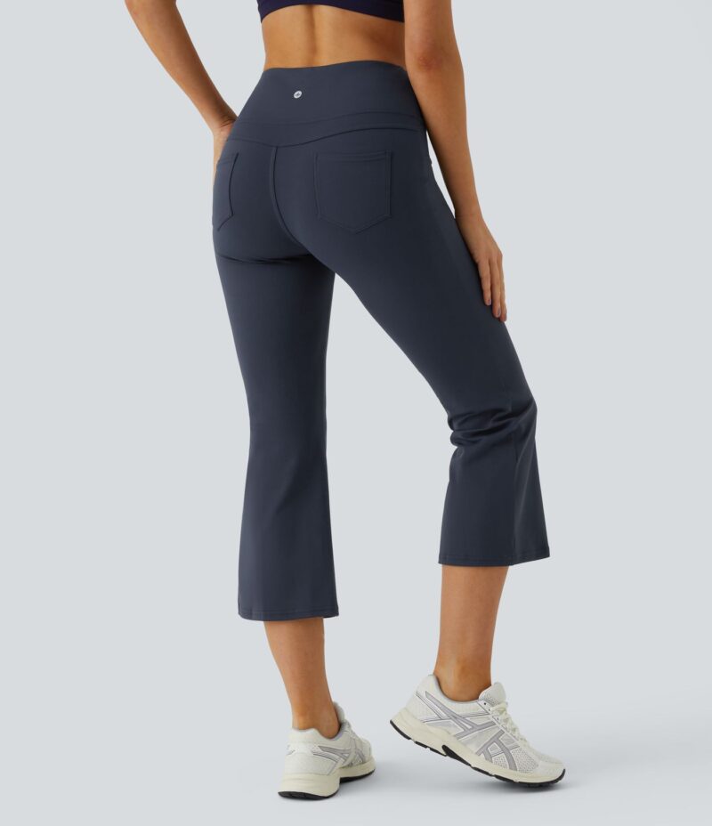 Leggings yoga capri acampanado bolsillo trasero tiro alto - Image 2